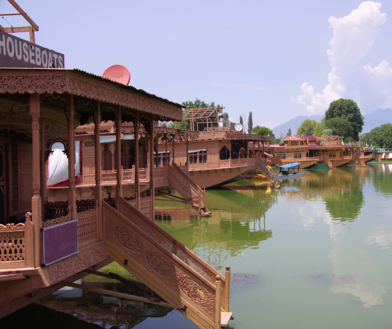 The Ultimate Getaway: Why You Should Experience the Magic of Staying in a Houseboat